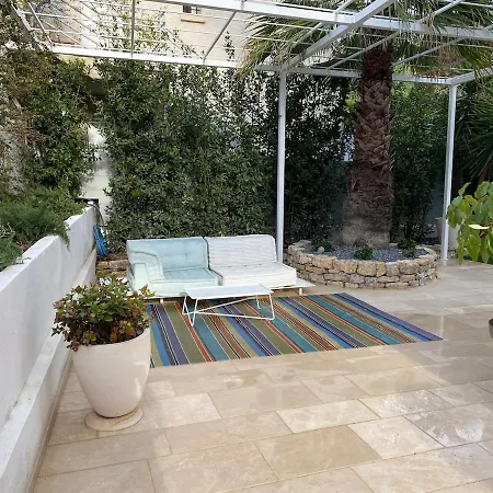 Charming Sea View With Pool Villa *