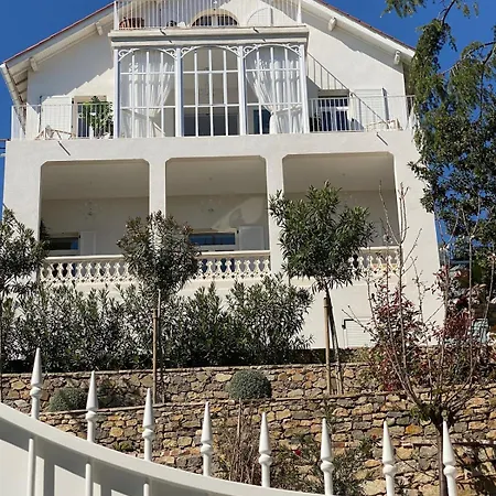 Charming Sea View With Pool Villa Hyères